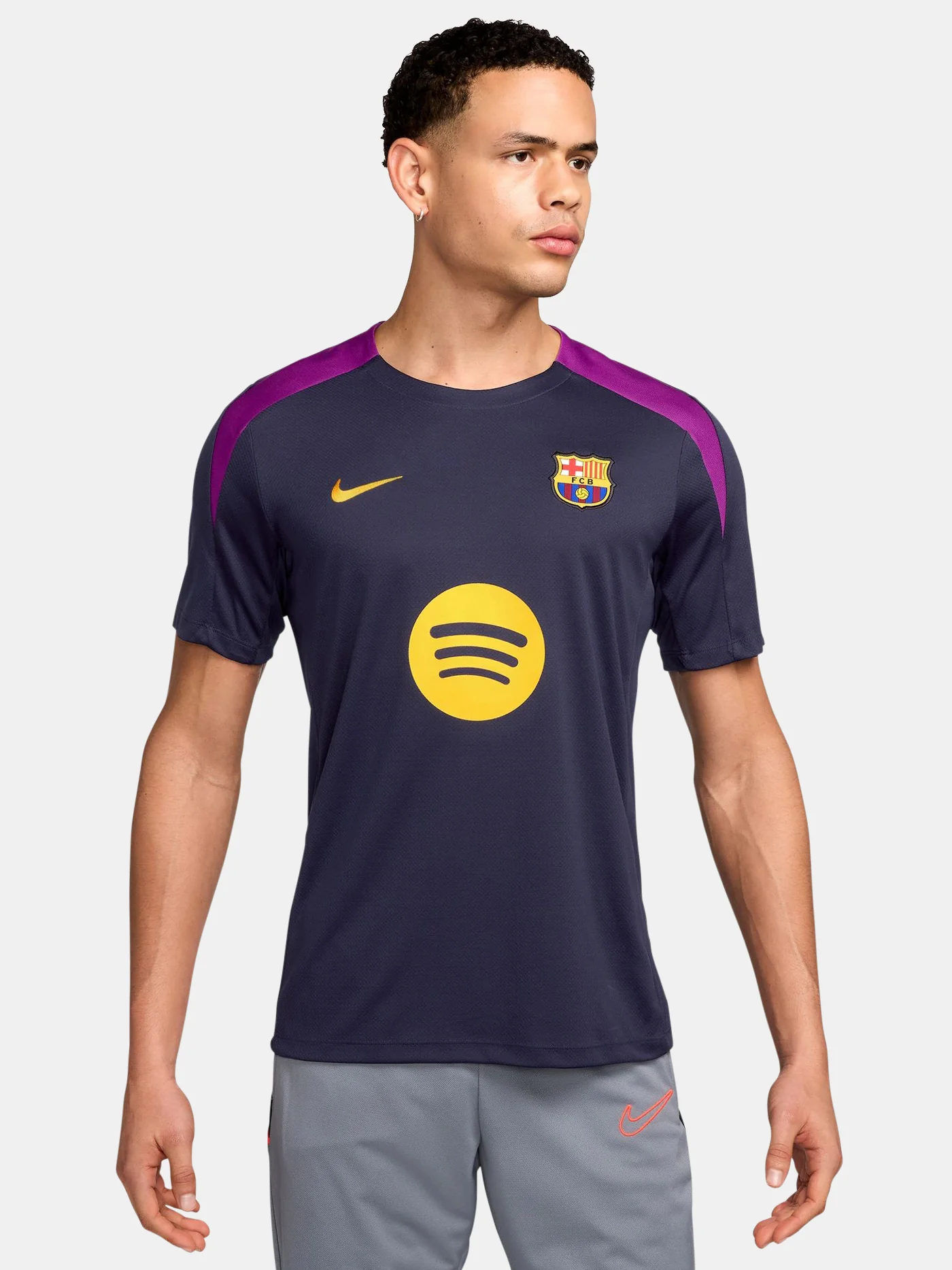 Coach training shirt FC Barcelona 25/26 - Image 6