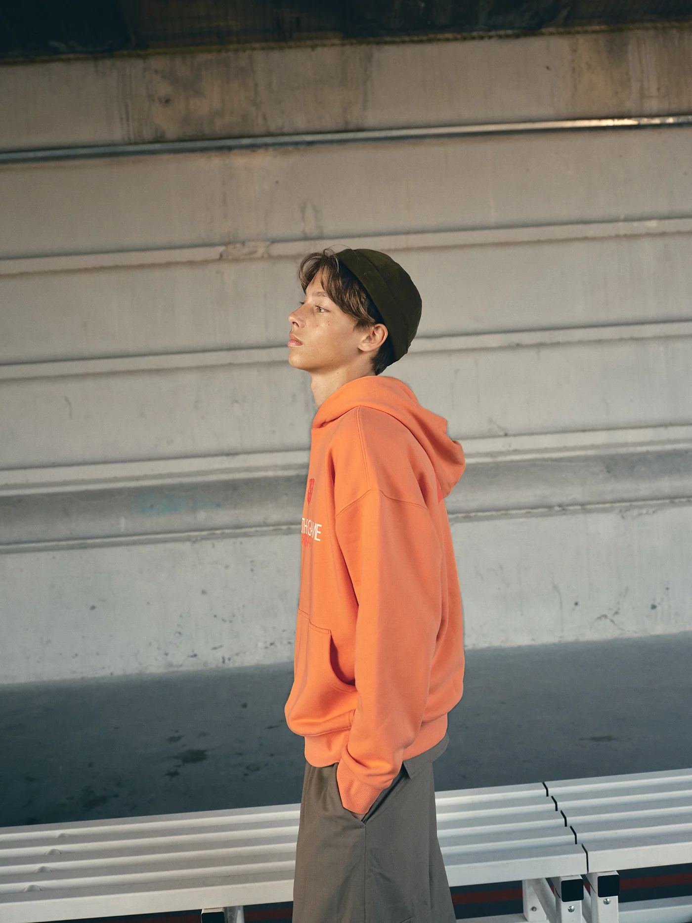 Hoodie Orange Barça Essentials - Junior - Image 6