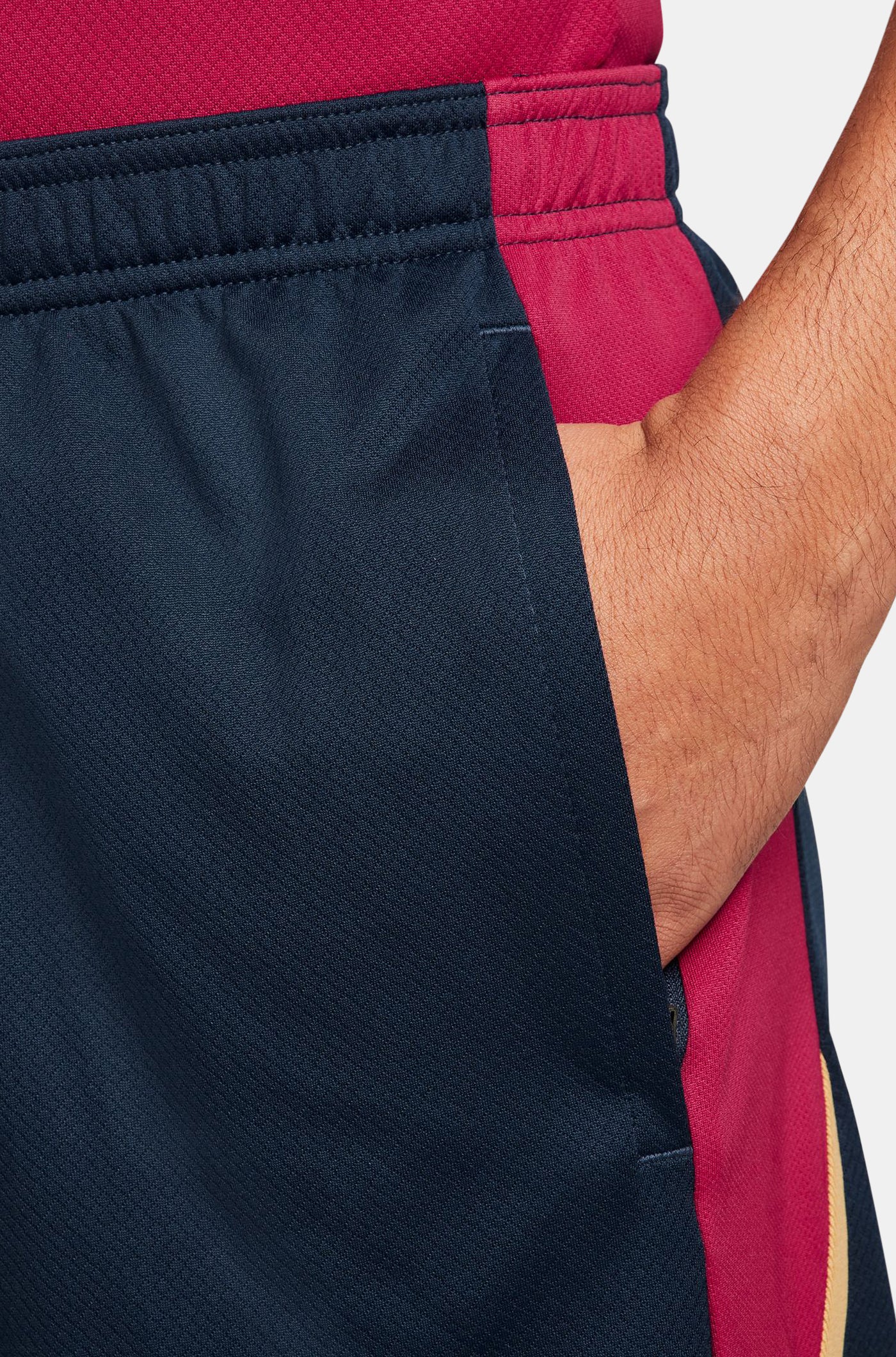 FC Barcelona obsidian training shorts 23/24 - Image 5