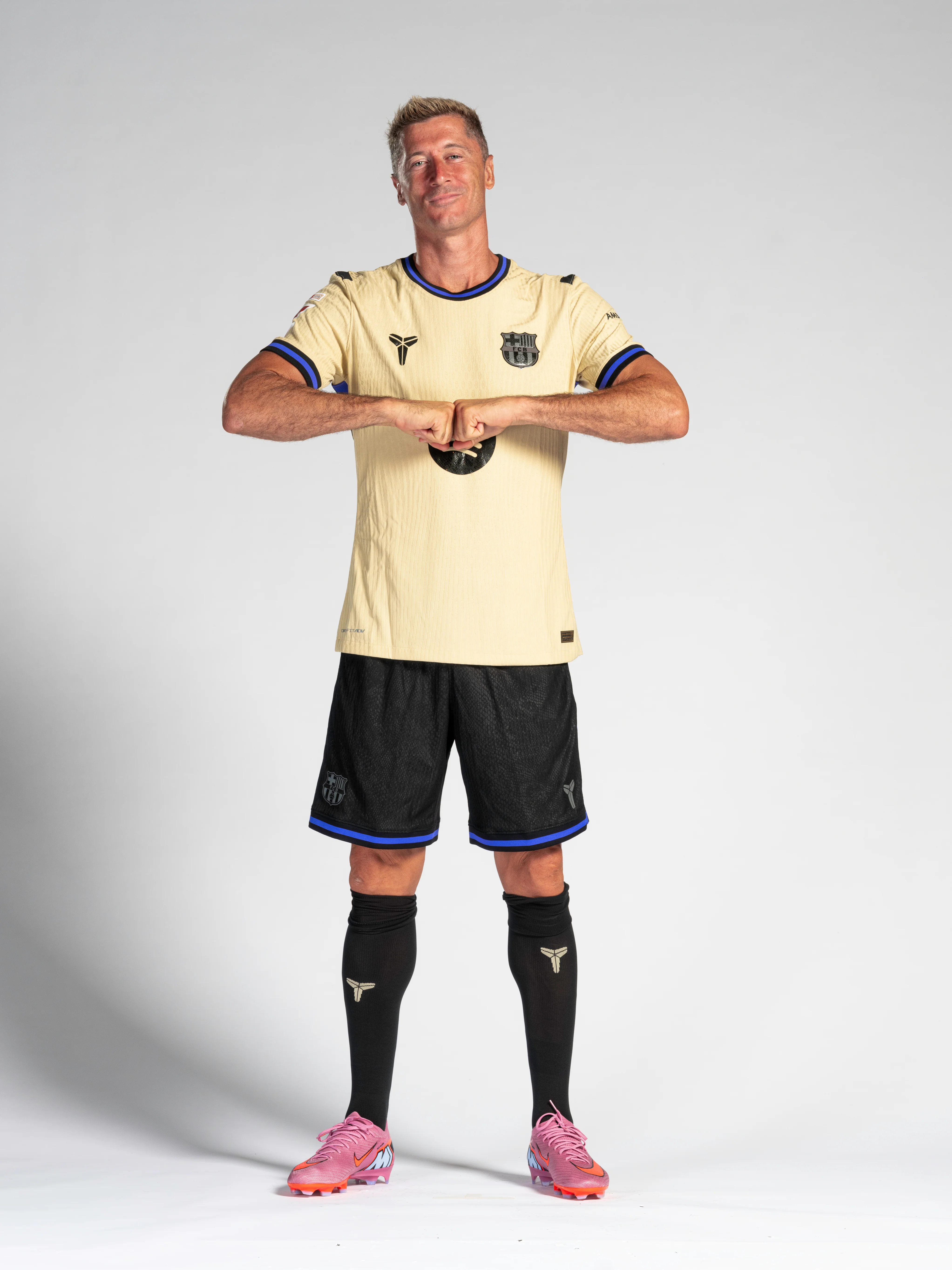 LEWANDOWSKI |La Liga Men's away jersey 25/26 FC Barcelona x Kobe Bryant - Player's Edition - Image 4