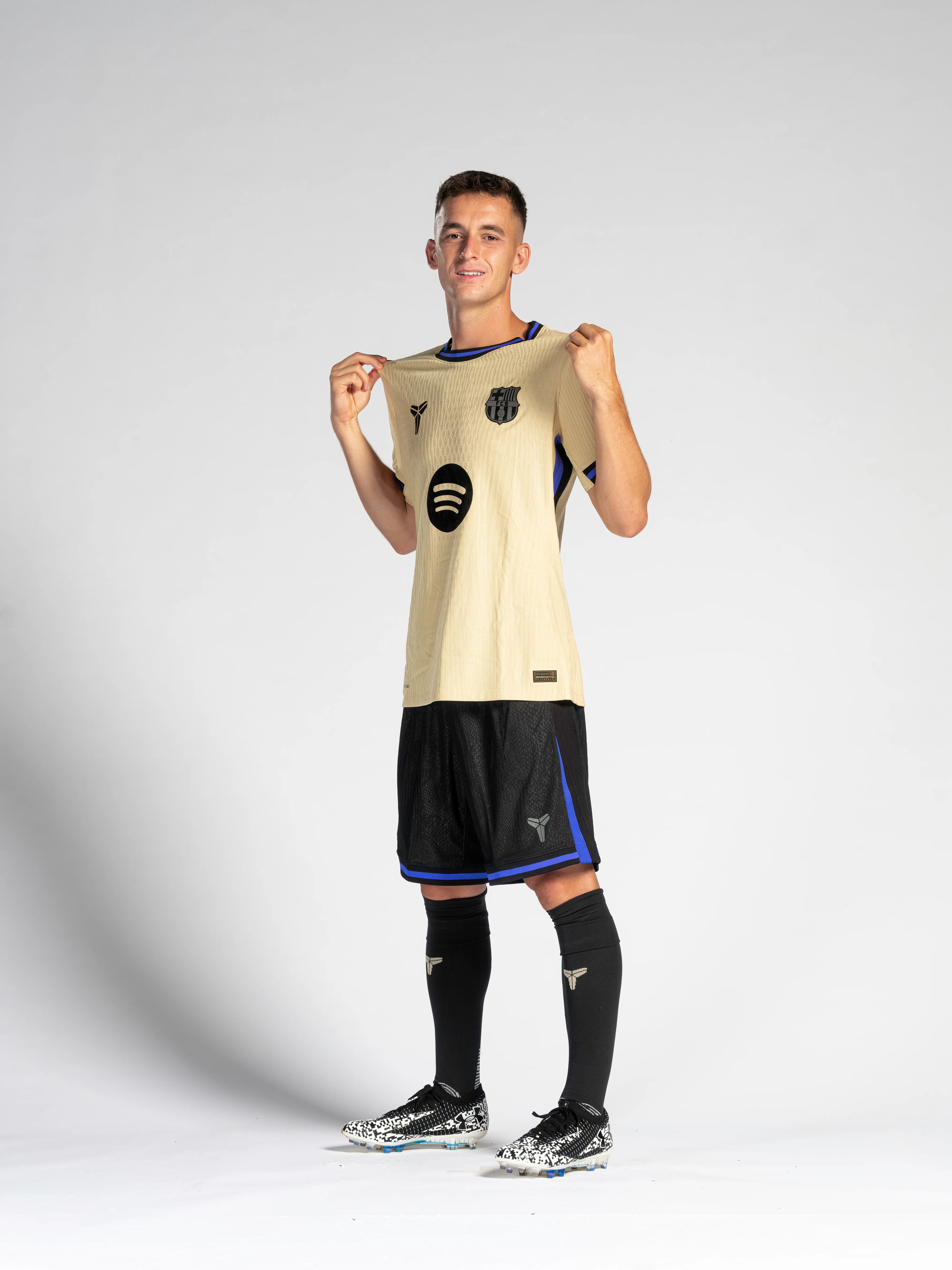 M. CASADĂ | La Liga Men's away jersey 25/26 FC Barcelona x Kobe Bryant - Player's Edition