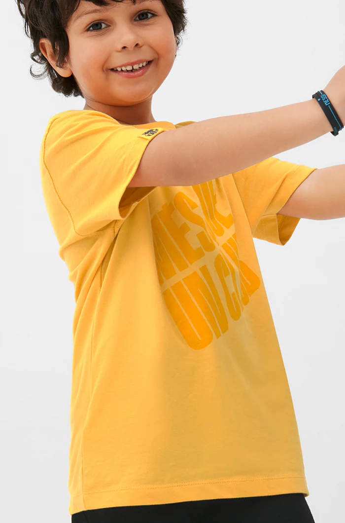 “Més que un club” Shirt – Junior - Image 3