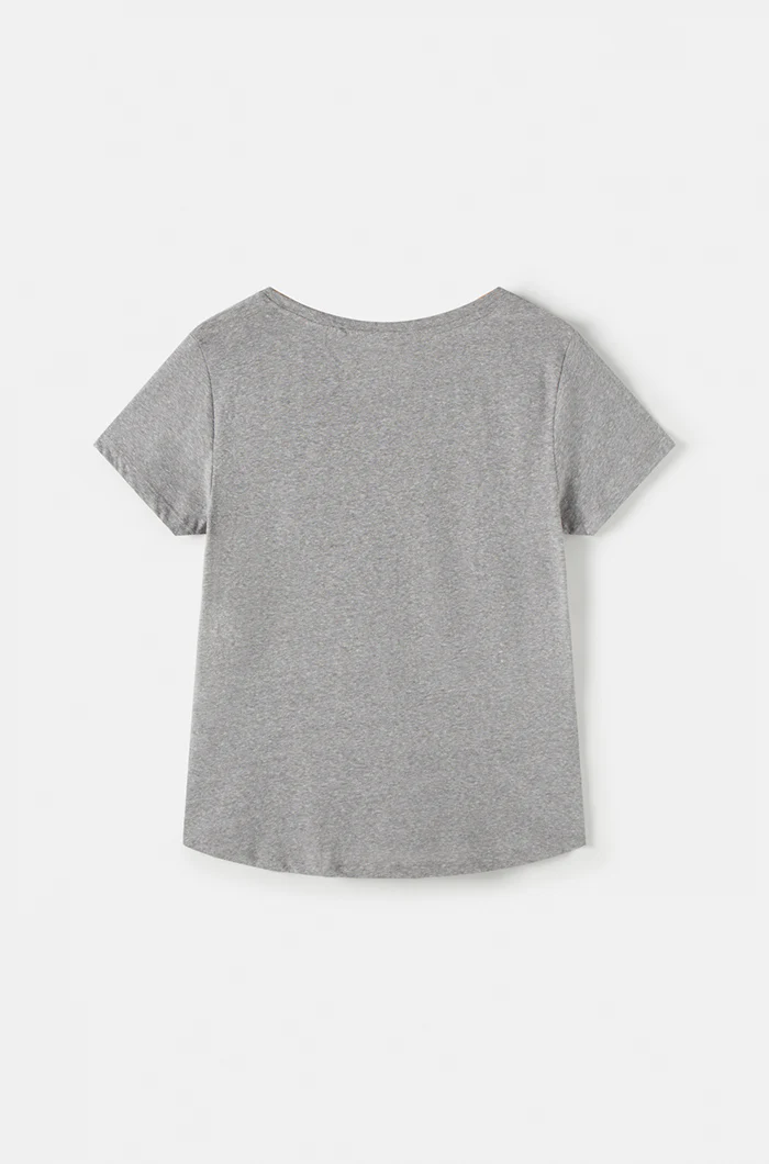 “Més que un club” shirt - Mottled grey - Image 4