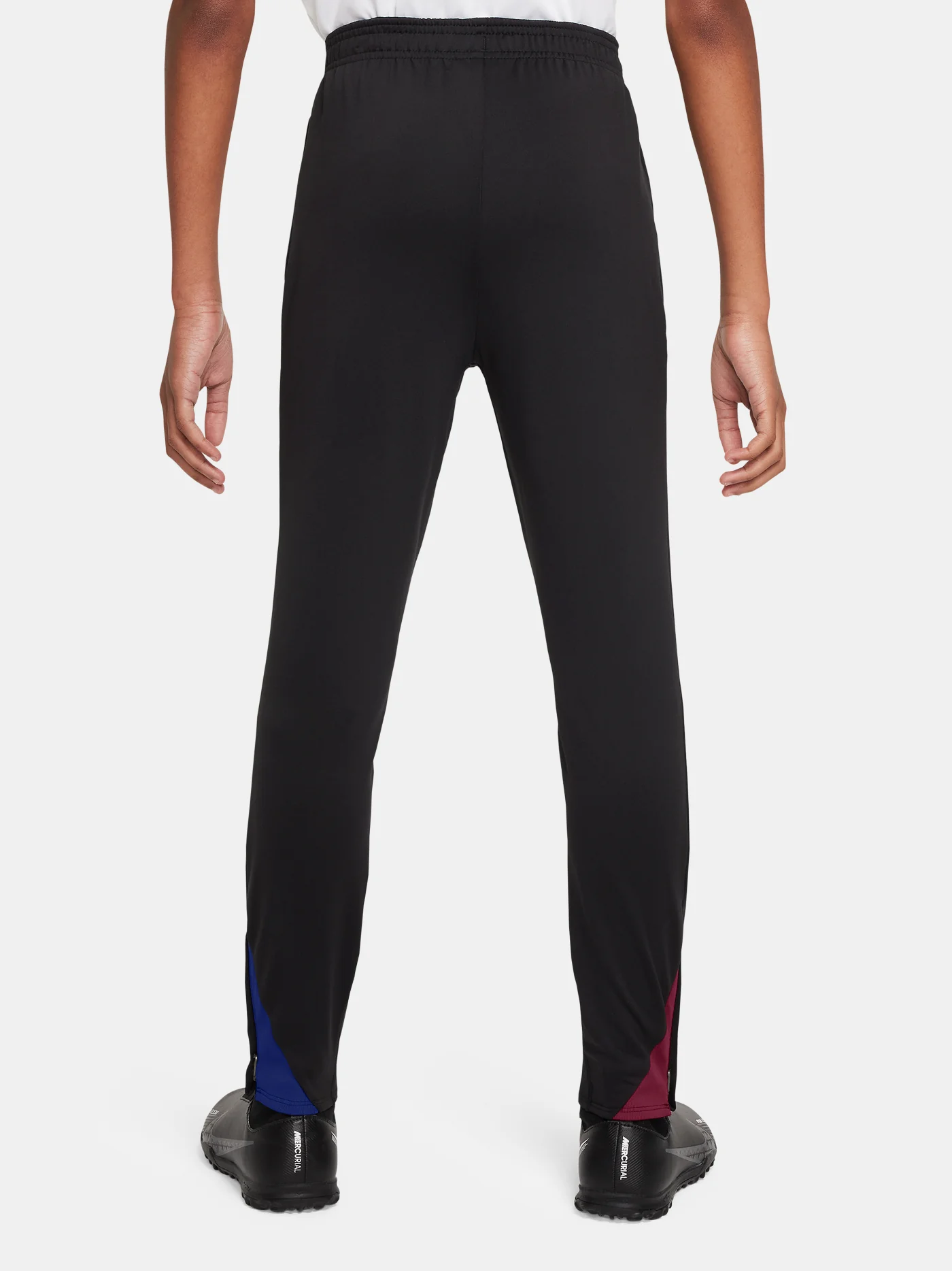 Training pants FC Barcelona 24/25 - Junior - Image 3