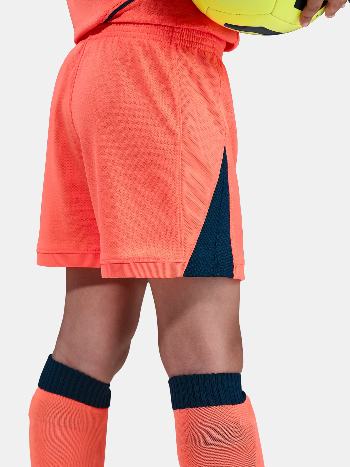 Younger kids third kit 25/26 FC Barcelona T90 - Image 4